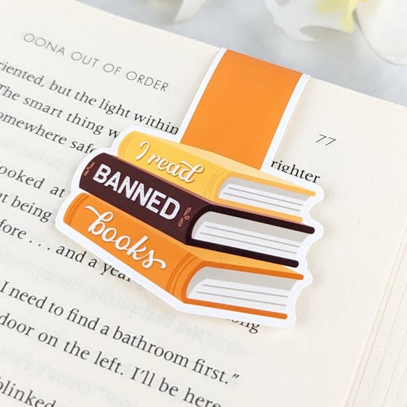 Magnetic Bookmark - I Read Banned Books